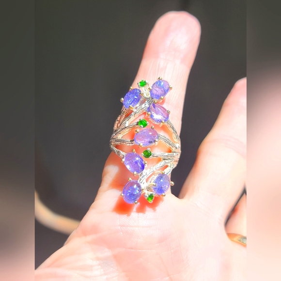 Natural Kharma by Avelon Jewelry - Tanzanite & Chrome Diopside sterling finger cuff sz8